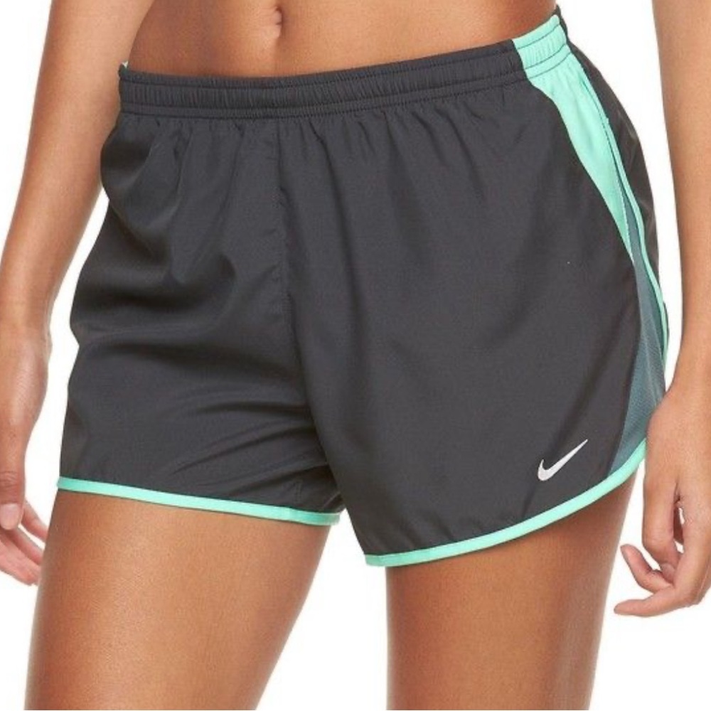 Ladies Nike Running Dri-Fit Tempo Shorts Grey and Green Size‎ Large